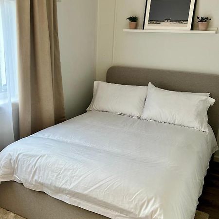 House With Garden And Parking 15 Min To City Center Edinburgh Ngoại thất bức ảnh