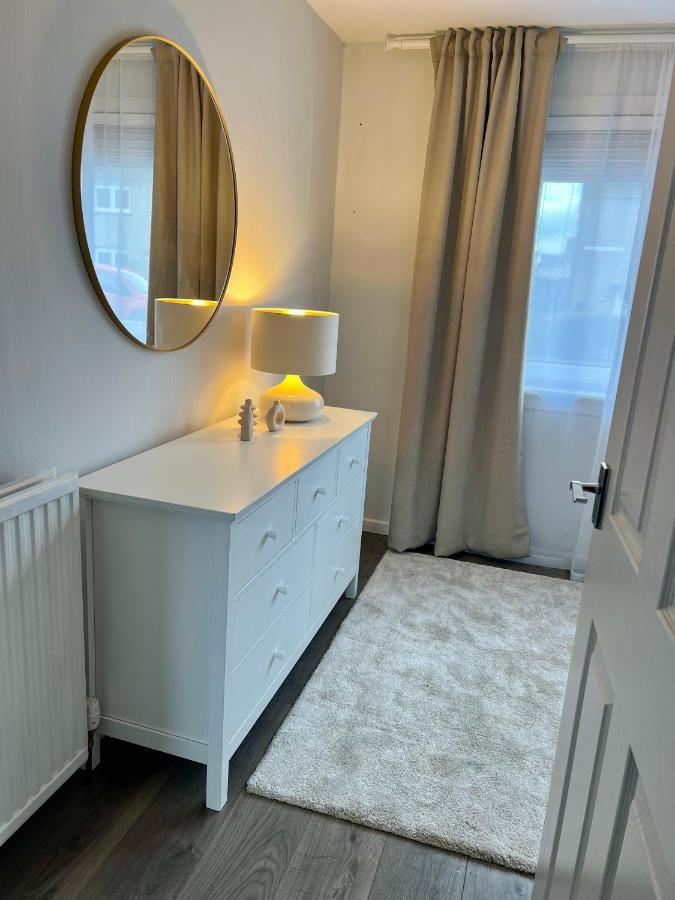 House With Garden And Parking 15 Min To City Center Edinburgh Ngoại thất bức ảnh